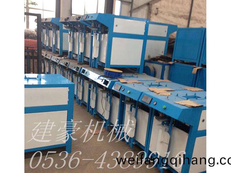 閥(fa)口(kou)袋自(zi)動(dong)包(bao)裝機(ji) (2)