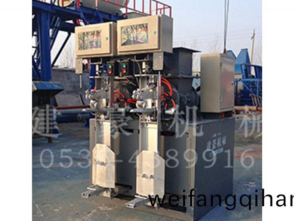 LB-2W雙嘴(zui)水泥(ni)包(bao)裝機(ji)